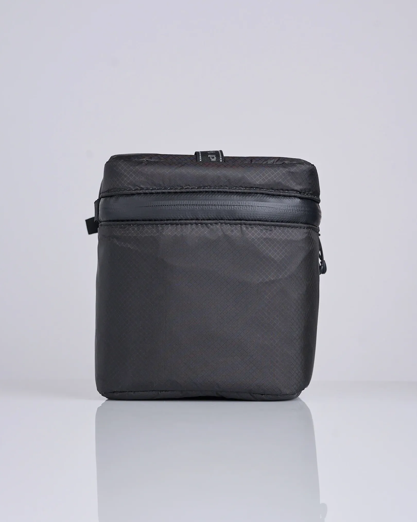 Outlet and wander Sil Soft Small Cooler Charcoal
