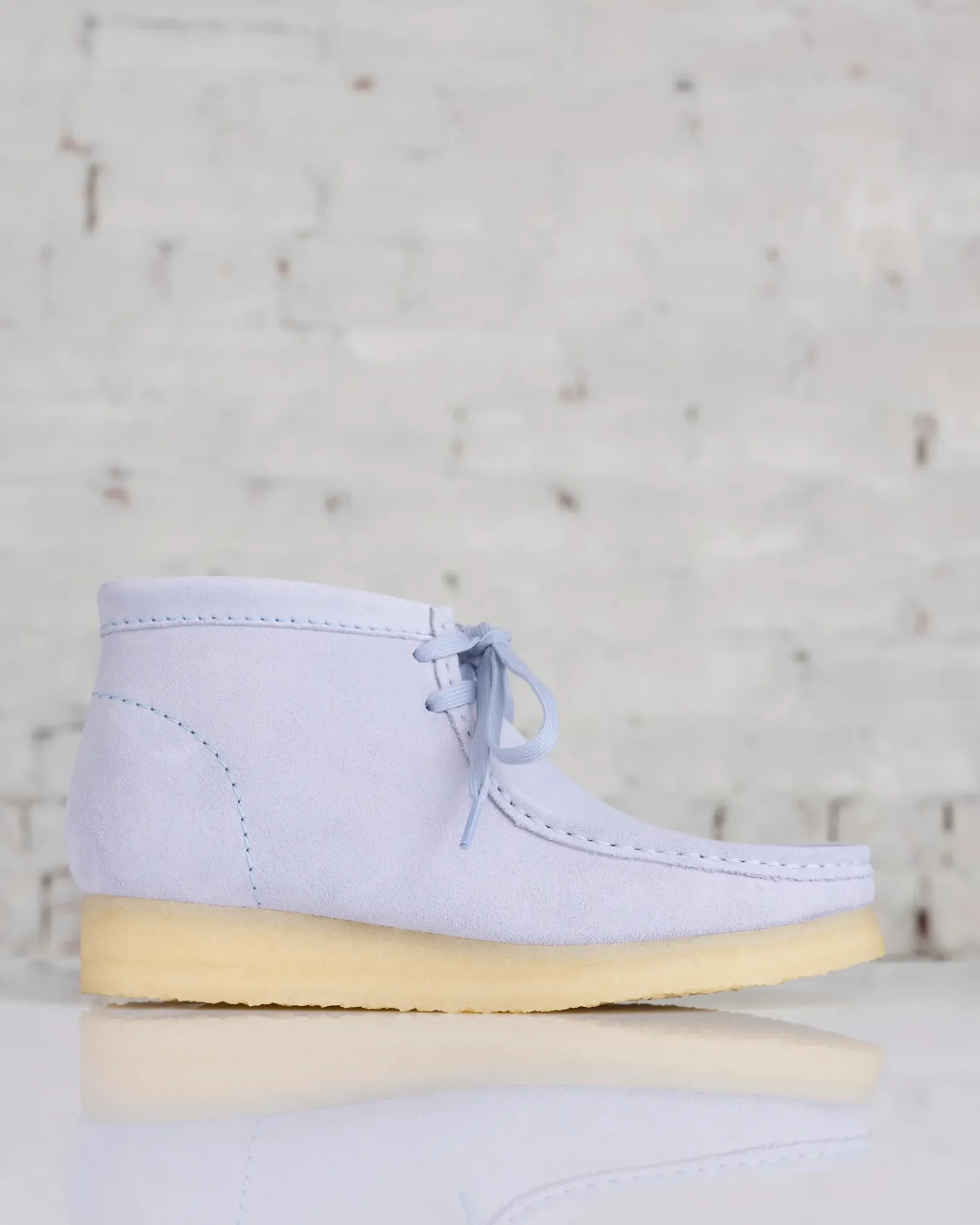 Discount Clarks Originals Men's Wallabee Boot Cloud Grey Suede