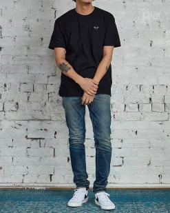 Hot Comme des Garçons PLAY Black Heart T-Shirt Black