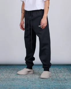 New Fear of God Essentials Classic Sweatpant Bevel Jet Black