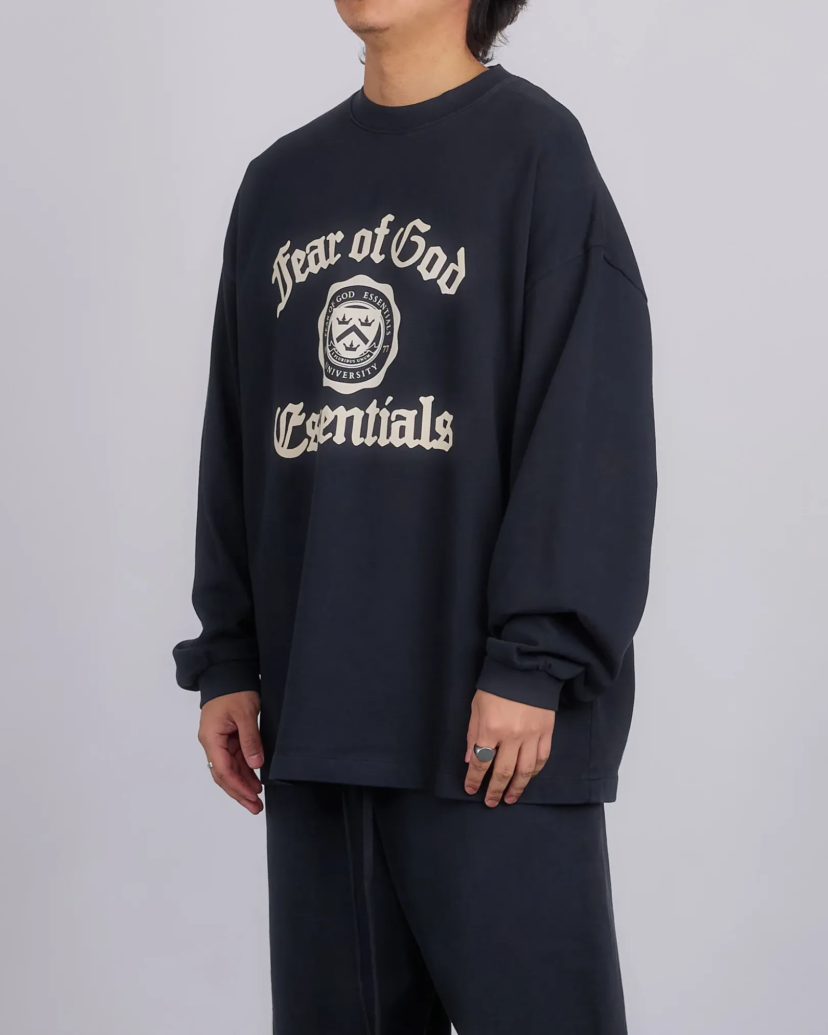 New Fear of God Essentials Heavy Longsleeve T-Shirt Black
