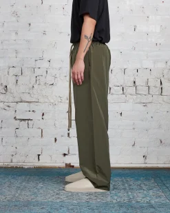 Sale Fear of God Essentials Ripstop Relaxed Pant Military