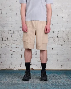 Online HOMME PLISSÉ ISSEY MIYAKE Pleats June Cargo Short Shell Beige