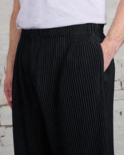 Sale HOMME PLISSÉ ISSEY MIYAKE Pleats September Straight Pant Black