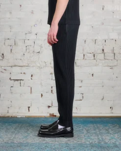 Sale HOMME PLISSÉ ISSEY MIYAKE Issey Miyake Homme Plisse Basics Straight Pant Black