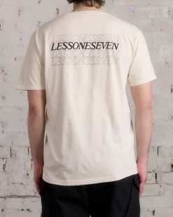 Outlet LESS 17 