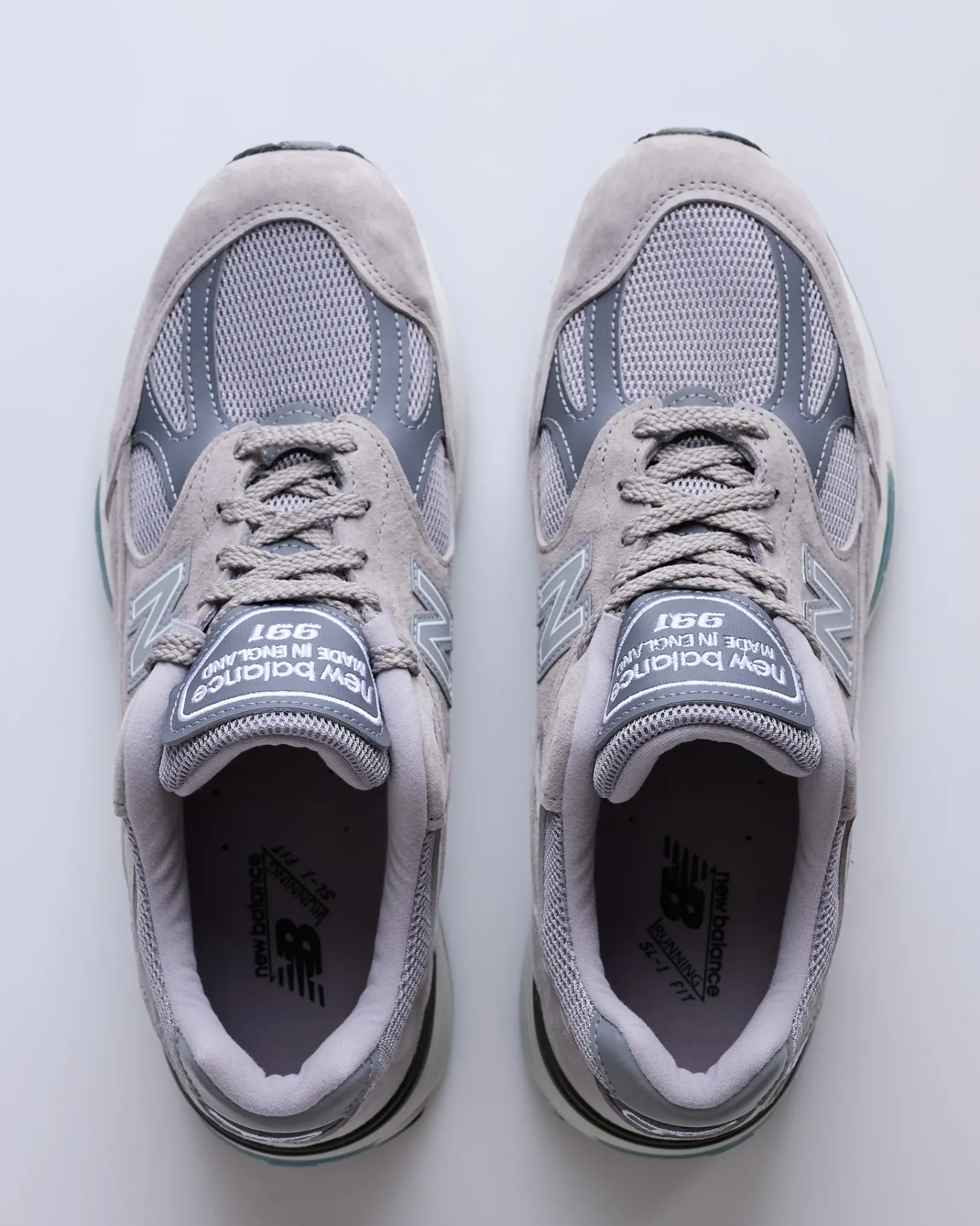 New New Balance Made in UK U991v2 Rock Ridge/Alloy