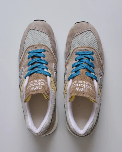 Discount New Balance Made in USA 997 Light Mushroom/Mirage Grey