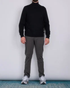 Best Reigning Champ Knit Coach's Pant Carbon