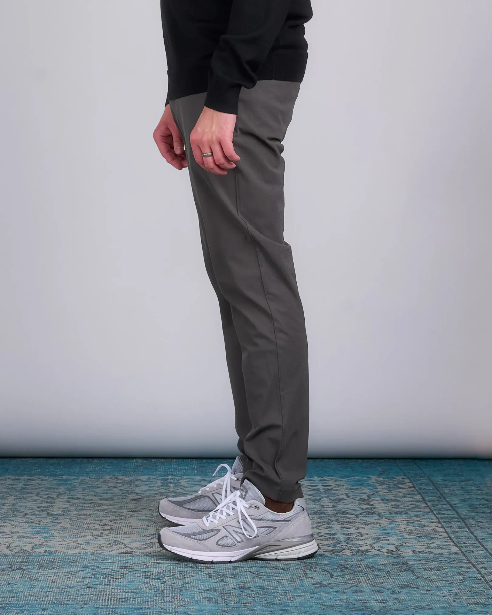Best Reigning Champ Knit Coach's Pant Carbon