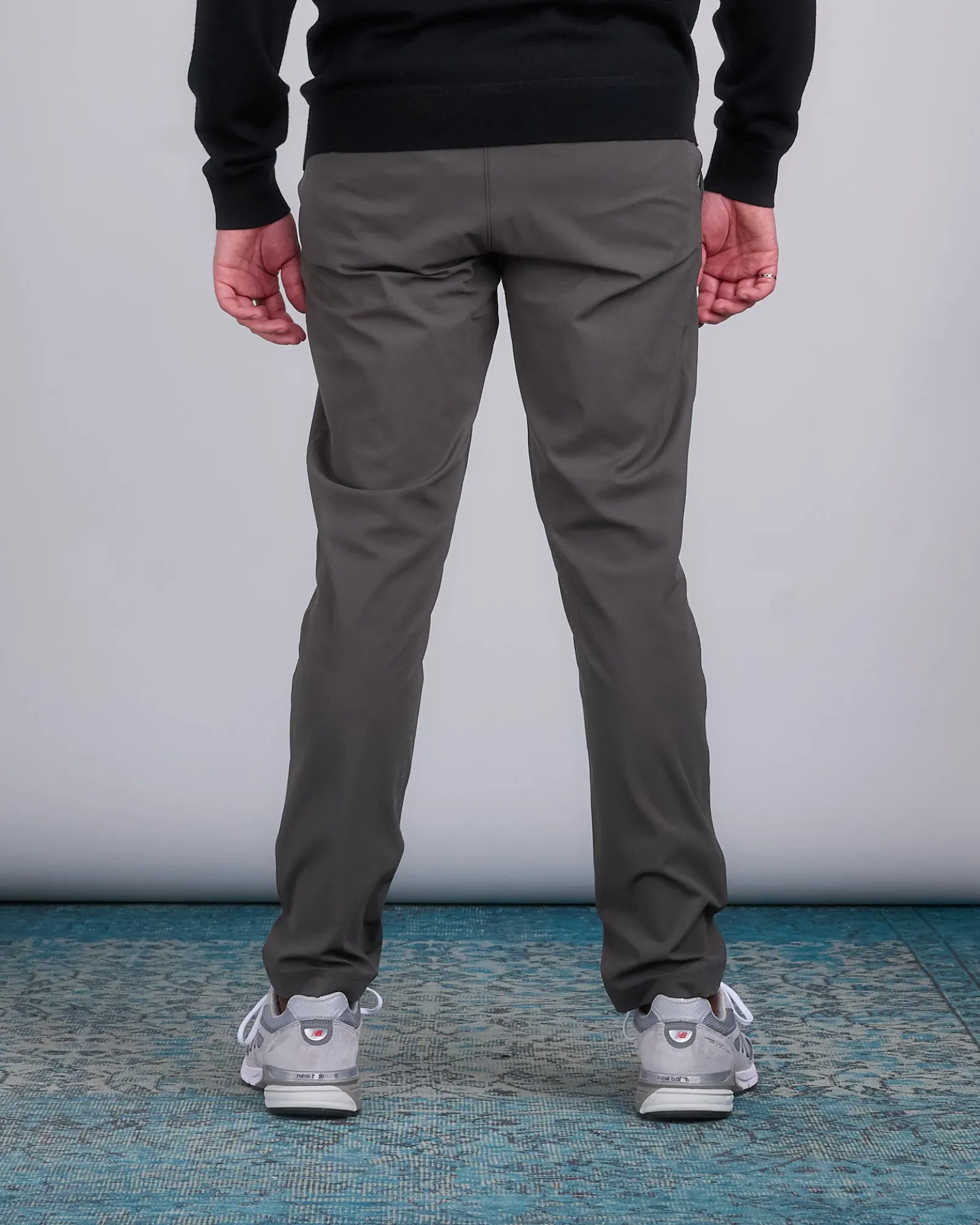Best Reigning Champ Knit Coach's Pant Carbon