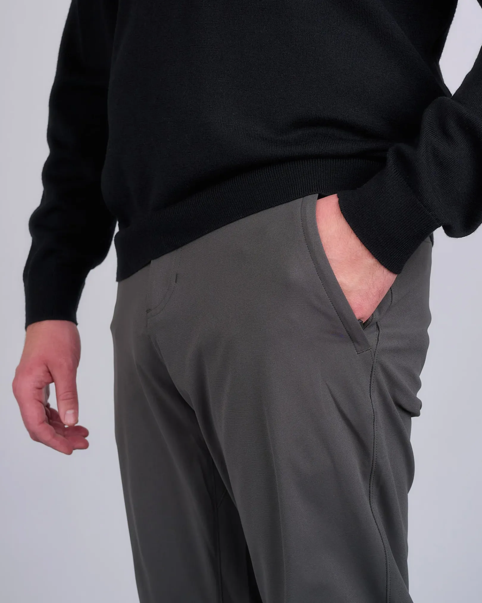 Best Reigning Champ Knit Coach's Pant Carbon