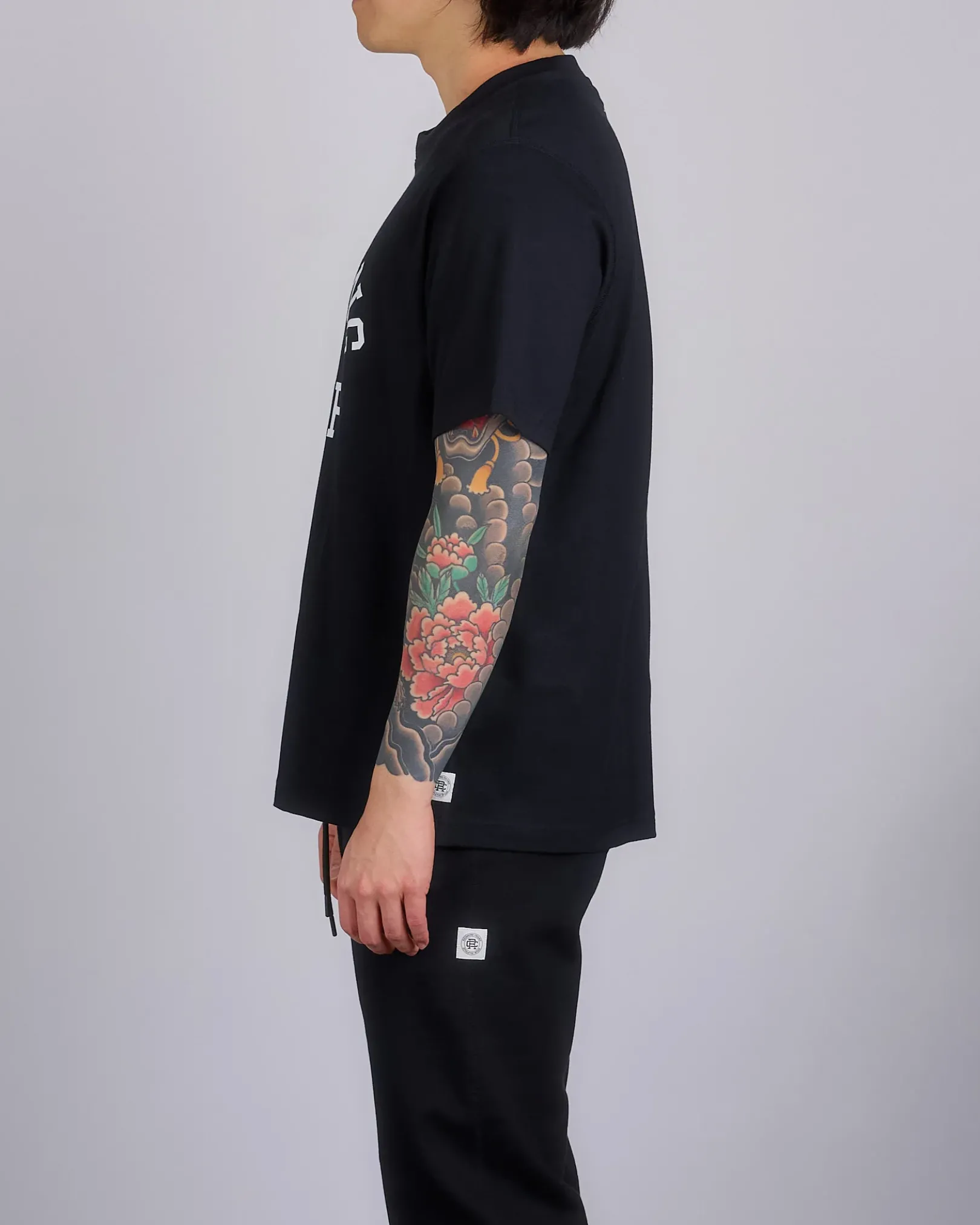 New Reigning Champ Midweight Arch Logo T-Shirt Black