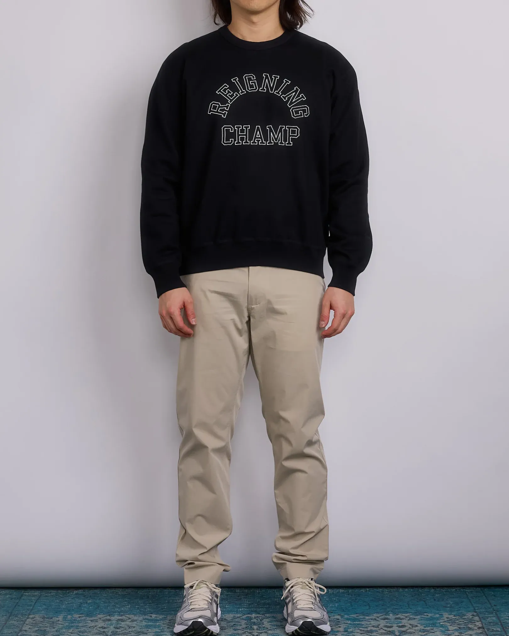 Fashion Reigning Champ Midweight Terry Arch Crewneck Black White