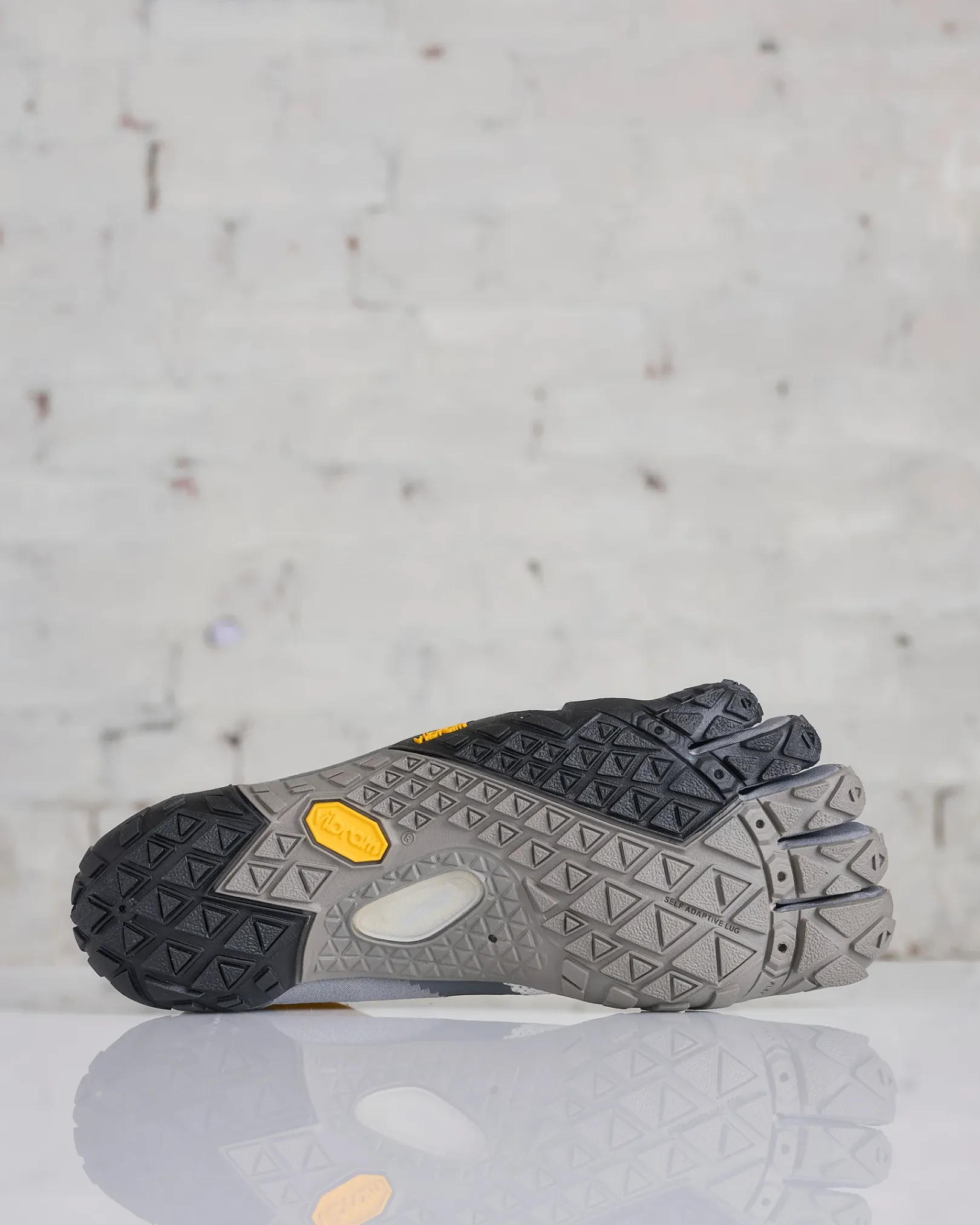 New Suicoke 5 Fingers Nin-Lo Orange x Gray